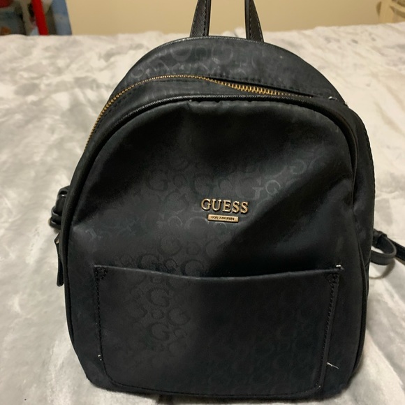 Guess backpack - Picture 3 of 5